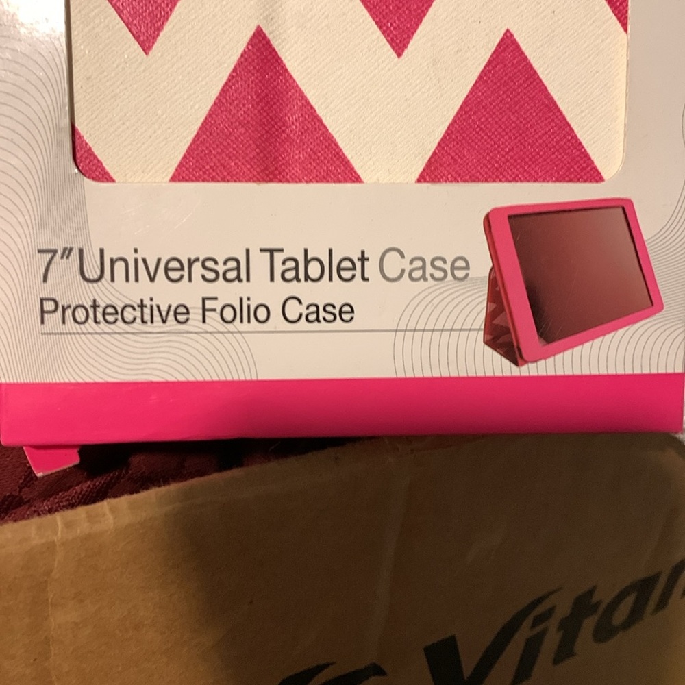 7 inch universal tablet - Picture 3 of 3